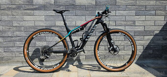 Canyon Lux CF SL 8.0