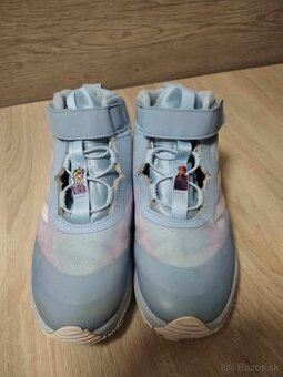 Adidas frozen