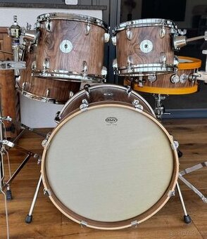 Predam profi Hillwood Custom Shellset UK