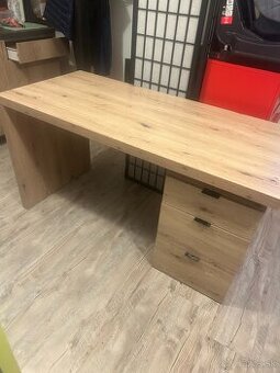 Predám tento kancelársky stôl