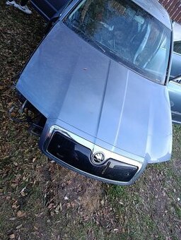 Predná kapota Škoda Superb 1