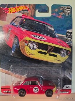 Hot Wheels  Séria Car Culture AlfaRomeo Giulia Sprint GTA