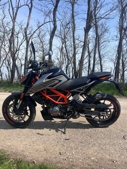 KTM DUKE 125 2021