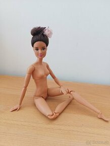 Bábika Barbie Made to move 3