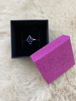 Zlaty prsten Love Little jewelry s modrym zirkonom