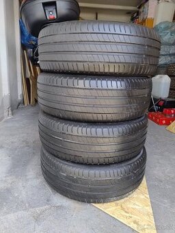 205/55 R17
