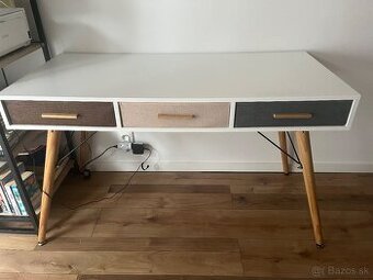 Písací stôl 120x55