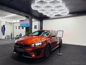 Kia Proceed 1.5t 118kw automat GT-LINE 2023 FULL VÝBAVA 1maj