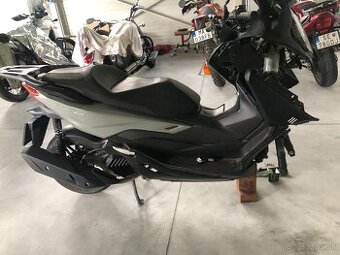 Honda Forza 125