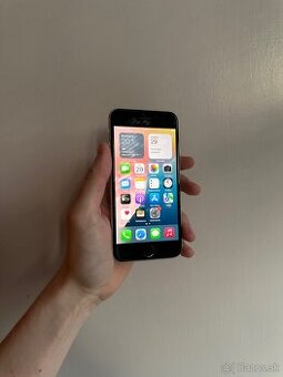 iPhone SE 2020 64gb - vada, čítať popis