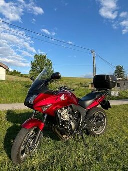Honda 600cbf 57kw len 21900km kúpené v SR