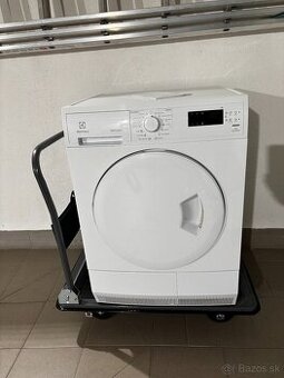 Electrolux sušička EDH3684PDE