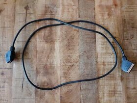 Káble SCART, USB a iné