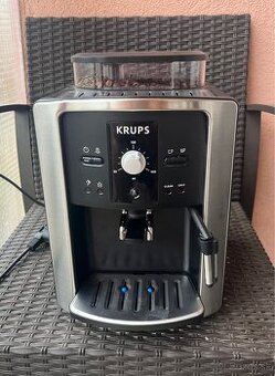 Automatický kávovar Krups EA81