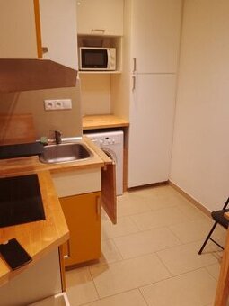 RAČIANSKÁ - Biely Kríž,  1-IZB BYT komplet zariadený