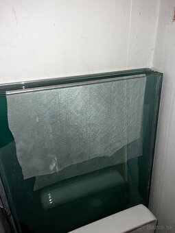 Predam Dvojsklo lepene z terasy