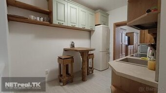 ROMANTICKÉ BÝVANIE - 1-izbový byt - Blízko CENTRÁL, VIVO -