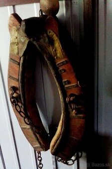 starožitný konský chomút .Pozrite aj iné moje inzeráty