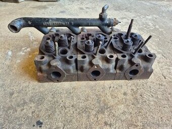 Zetor 52 hlava motora