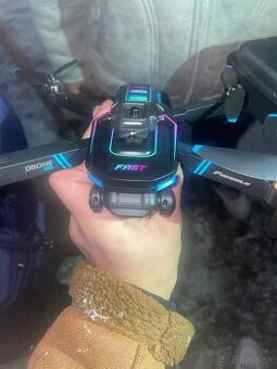 Dron pro 2 s kamermy