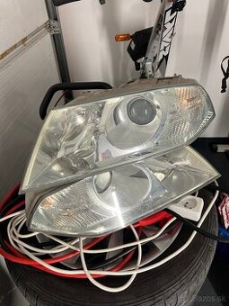 PREDNÉ SVETLÁ OCTAVIA 2