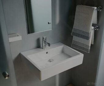 DURAVIT VERO UMÝVADLO s okrasným sifónom a výpusťou