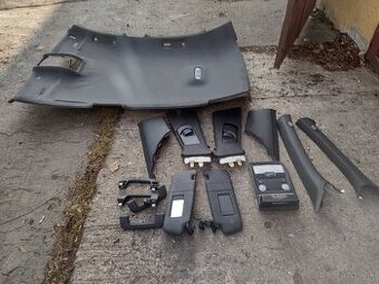 Audi A4 b8 sedan černá stropnice s plastama