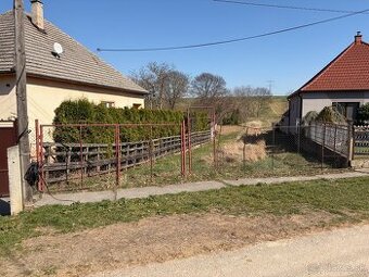 Predám Pozemok Sasinkovo