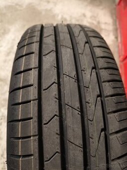 Hankook Ventus Prime 3 215/55 R17 94V