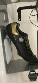 Pedálové topánky Shimano SH-RC500 cestné veľ. 44 - 1
