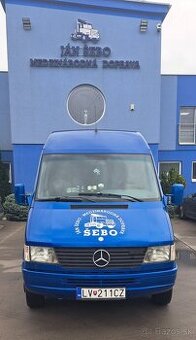 Mercedes-Benz Sprinter 412D 18 miest / M2