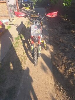 Predám pitbike 125
