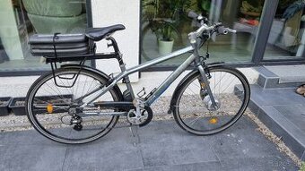 Elektrobicykel Giant so zadným nosičom