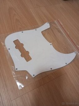 Predám pickguard na jazz bass