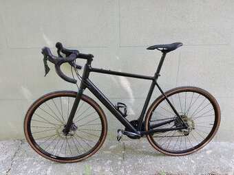 CANYON gravel / cyklocross s vybavou Tiagra