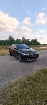 Lancer 113000km automat benzín