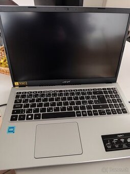 Nový notebook ACER