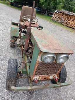 Predám traktor