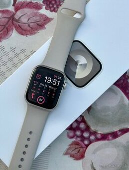 Apple Watch 9 41mm Starlight