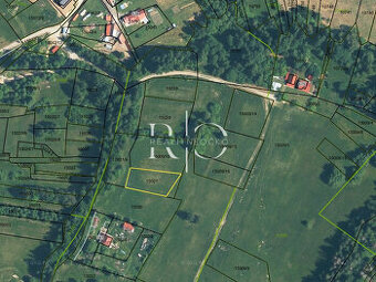 Na predaj pozemok s výmerou 1032 m2 v obci Raková, Čadca - 1