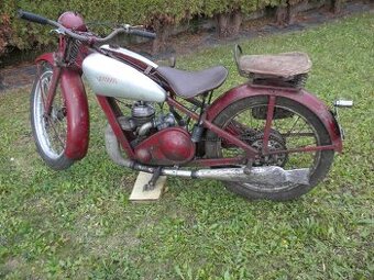 JAWA VILLIERS r.v.1934,bez dokladů ,dlouhá léta na půdě