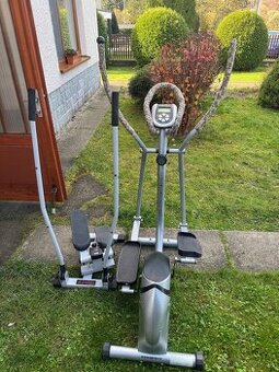 Eliptický trenažér