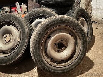 Pneumatiky a disky 175/65 r14