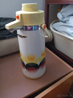 Predám termosku,univerzálny krájač