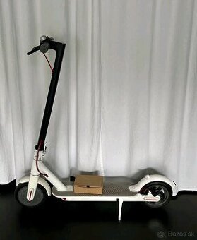 Elektrická kolobežka - Xiaomi Mi Scooter M365