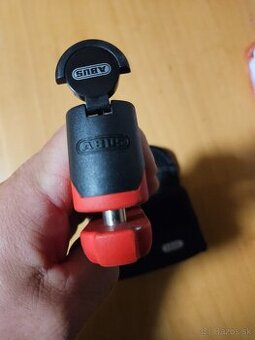 Predám zámok na kotúčovú brzdu ABUS (s puzdrom)