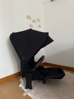 Cybex priam 4.0 športové sedenie s poťahom deep black