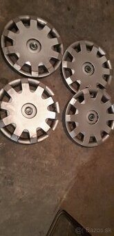 Puklice R15 Škoda Octavia 1