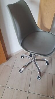 Otočná stolicka - 2 kusy