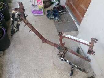 Predám rám s vidlicami na Jawa 20, 21, 05 pionier - 1